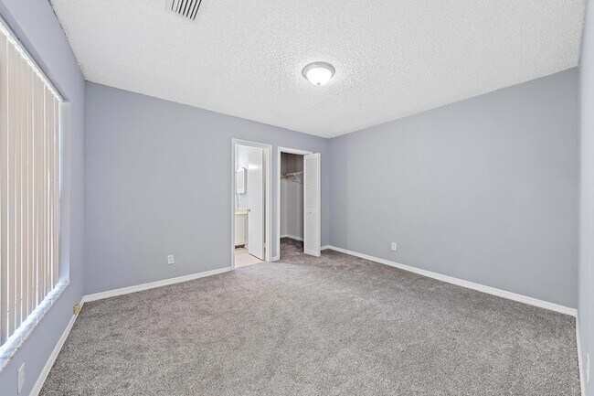 Building Photo - 352 Prestwick Cir