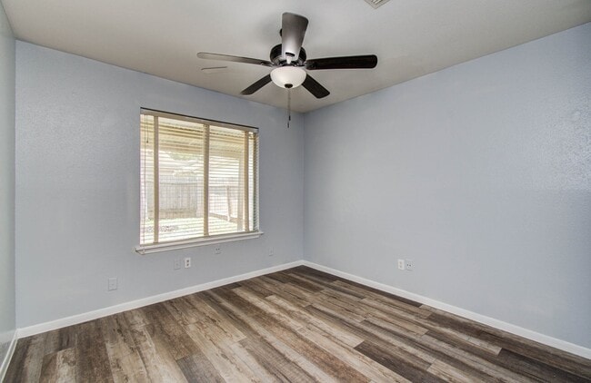 Building Photo - 6326 Briar Terrace Dr
