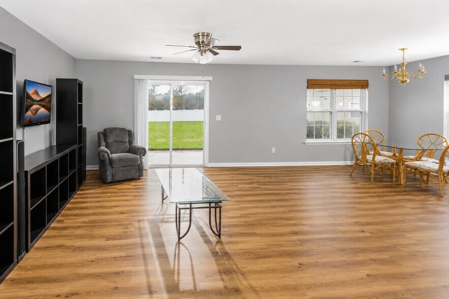 Building Photo - 275 McKendree Ln