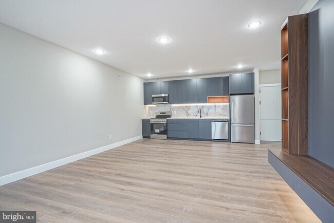 Building Photo - 4432 Wingate St