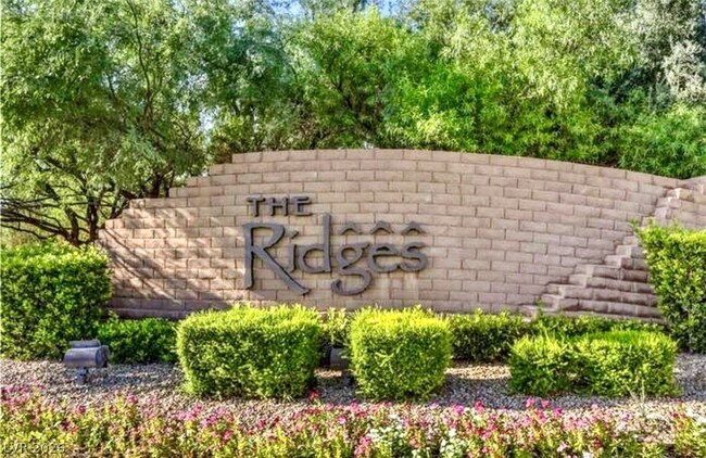 Building Photo - 47 Pristine Glen St