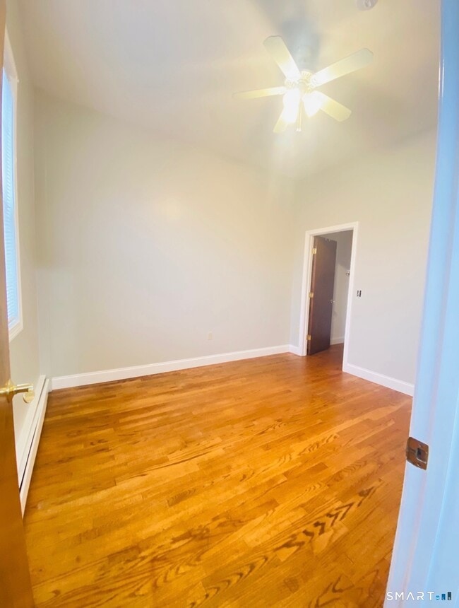 Building Photo - 199 Central St