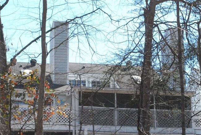 Building Photo - 3502 Tradewinds Dr