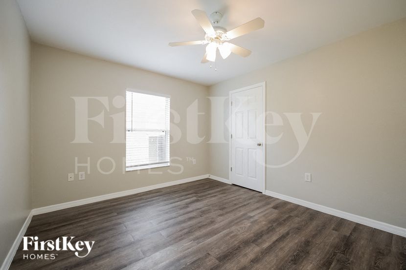 Building Photo - 2029 NW 4th St