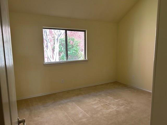 Building Photo - 28 Emerald Pond Dr