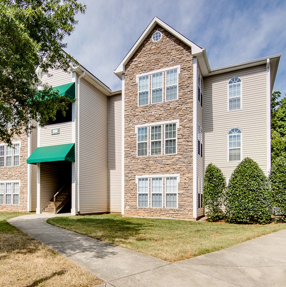Brookford Place Apartment Homes WinstonSalem, NC Apartment Finder