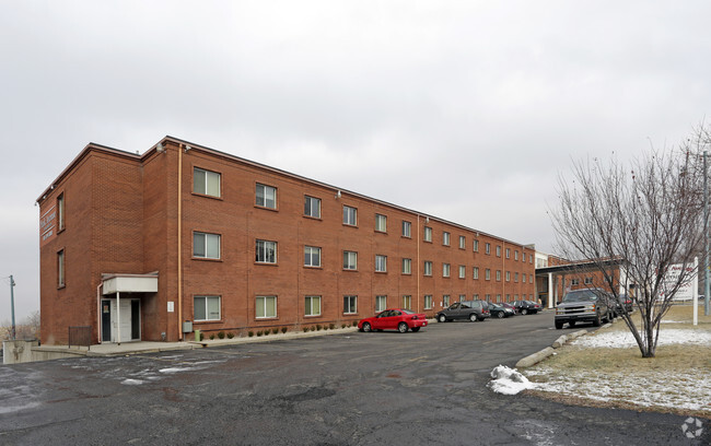 Building Photo - Park Avenue Apartments