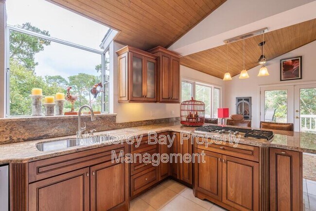 Building Photo - 18 Deer Stalker Path