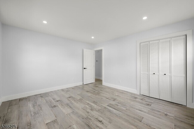 Building Photo - 20 Geyer St