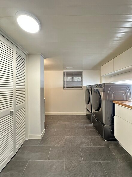 Building Photo - 15030 SW 150th Ct