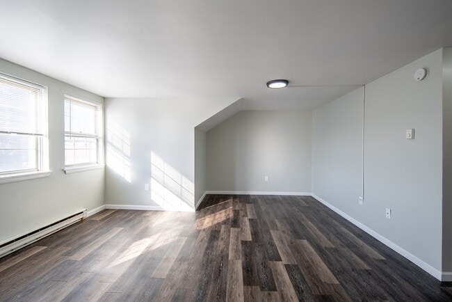 Building Photo - 50-62 East Street - 1C