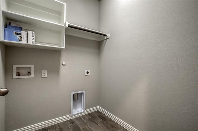 Building Photo - 407 George Dr