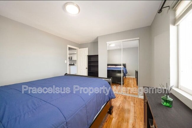 Building Photo - 311 Date St