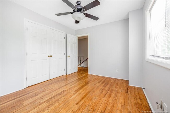 Building Photo - 2328 Barrington Cir