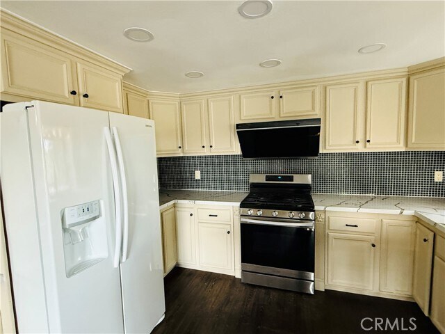 Building Photo - 20977 Canyon Ridge Rd