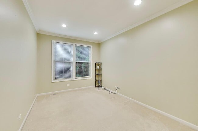 Building Photo - 501 Tuscany Dr
