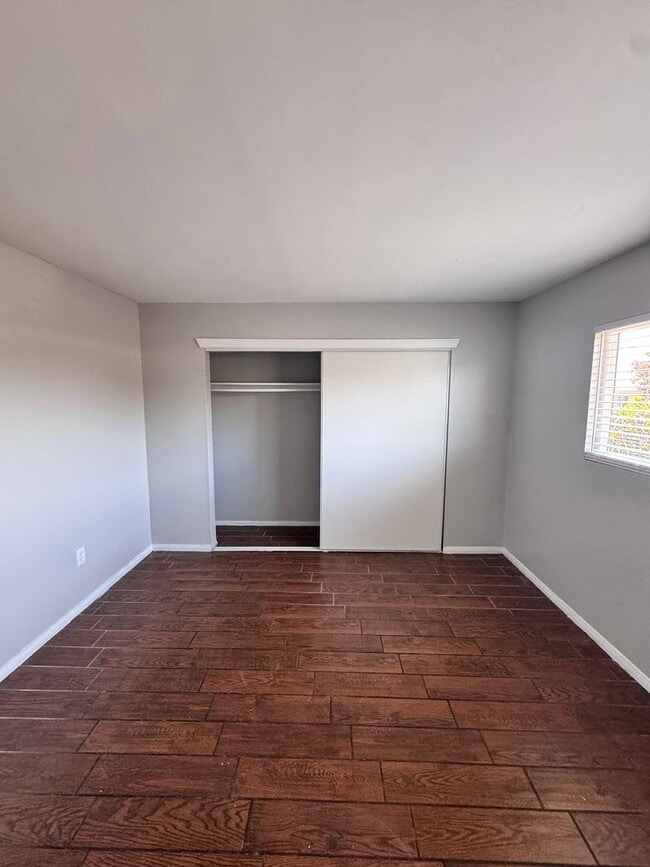 Building Photo - 17441 Jacquelyn Ln
