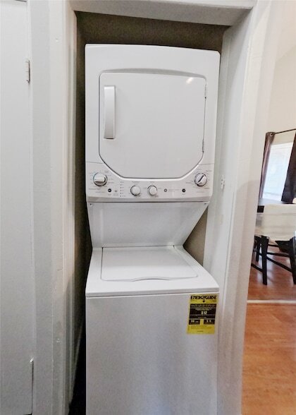 Building Photo - 1881 Bering Dr