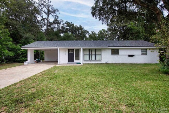 Building Photo - 3760 Bayou Blvd