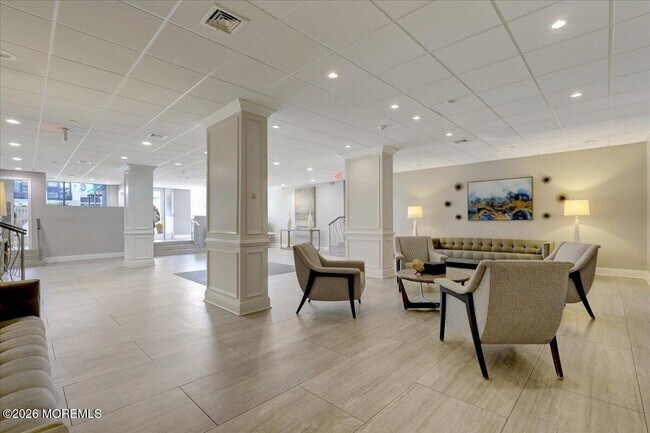 Building Photo - 675 Ocean Ave N