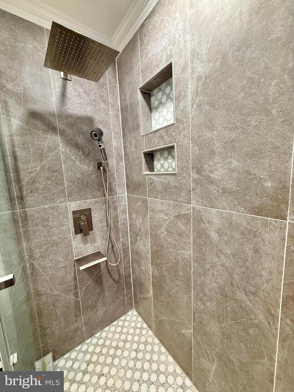 Building Photo - 7773 Shootingstar Dr