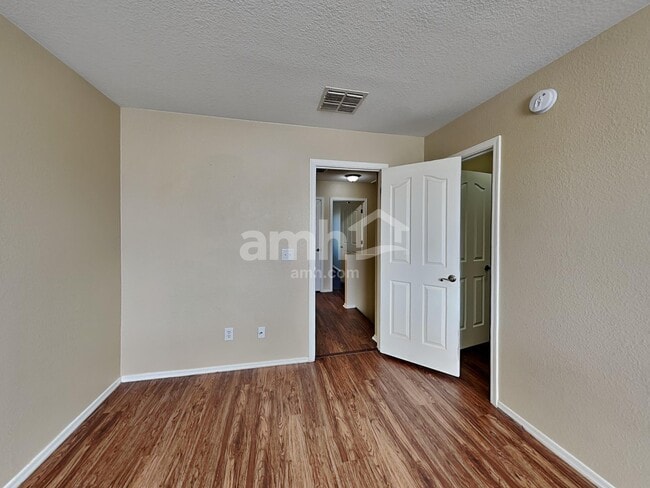 Building Photo - 6155 S Earp Wash Ln