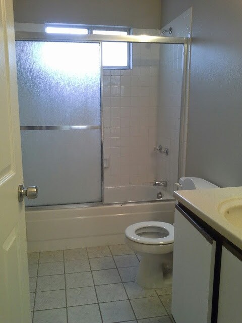 Building Photo - BEAUTIFUL & ELEGANT 3 BEDROOM 2 BATHROOM H...