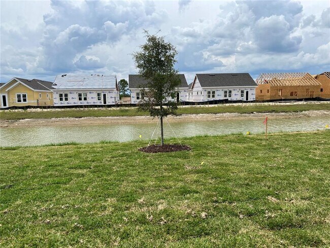 Building Photo - 11370 Burgundy Dr