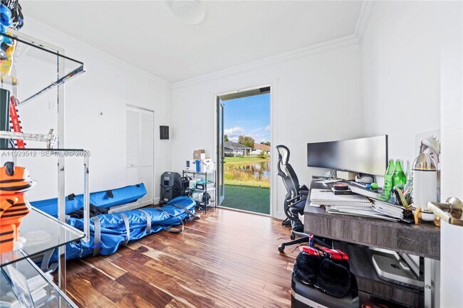 Building Photo - 2994 Oakbrook Dr