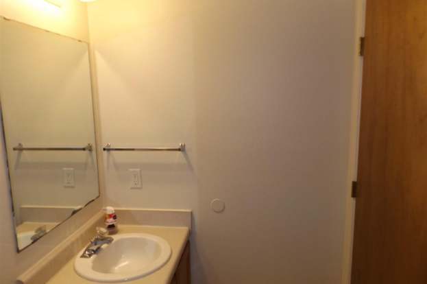 Building Photo - 504 Ashwood Ln