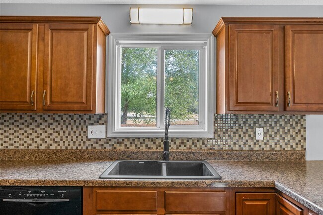 Building Photo - 3851 Man O War Blvd