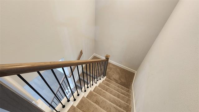 Building Photo - 2317 Miramar Dr