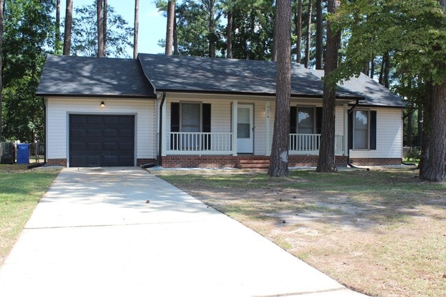 Primary Photo - Lake Rim area