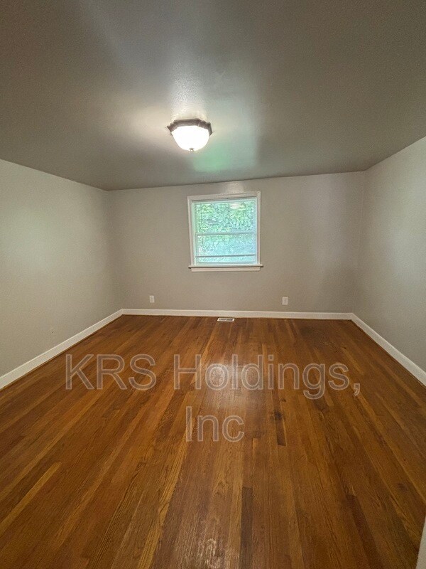 Building Photo - 5430 Remuda Dr