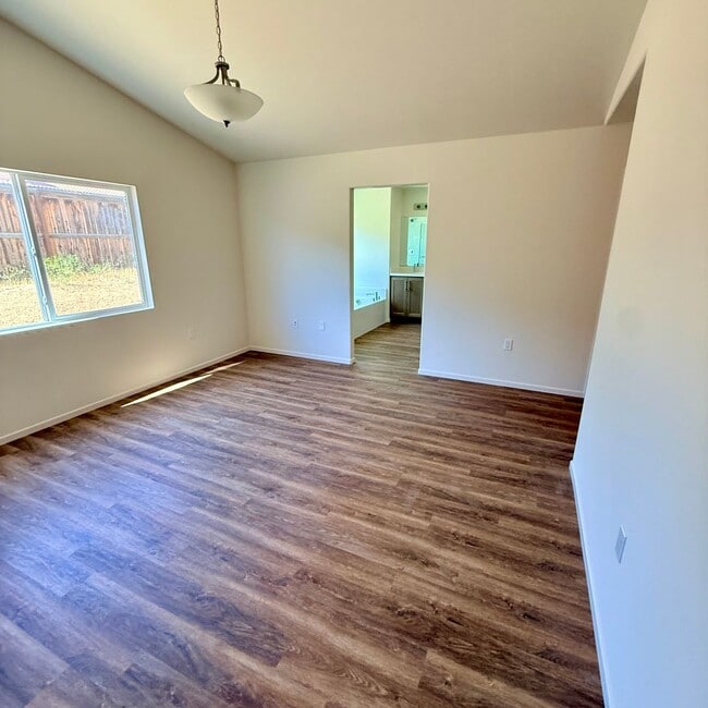 Building Photo - BRAND NEW 4 BEDROOM ADELANTO HOME / 1/2 OFF FIRST MONTH'S RENT