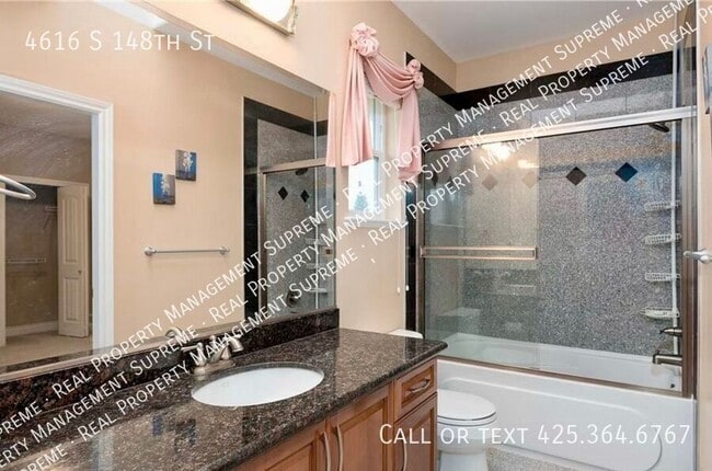 Building Photo - 4616 S 148th St