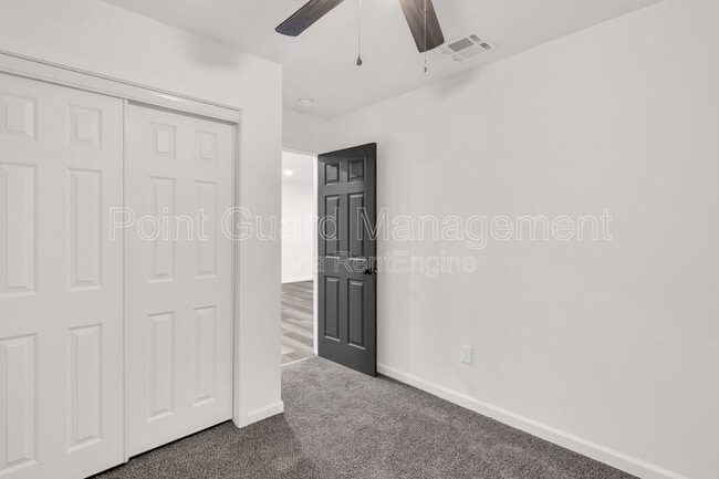 Building Photo - 955 Leroy St