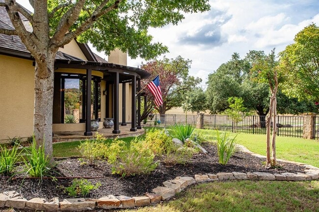 Building Photo - 2916 Rock Barn Dr
