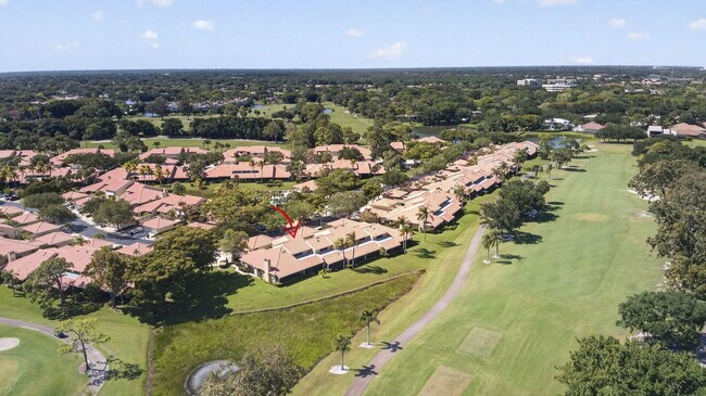 Building Photo - 259 Old Meadow Way