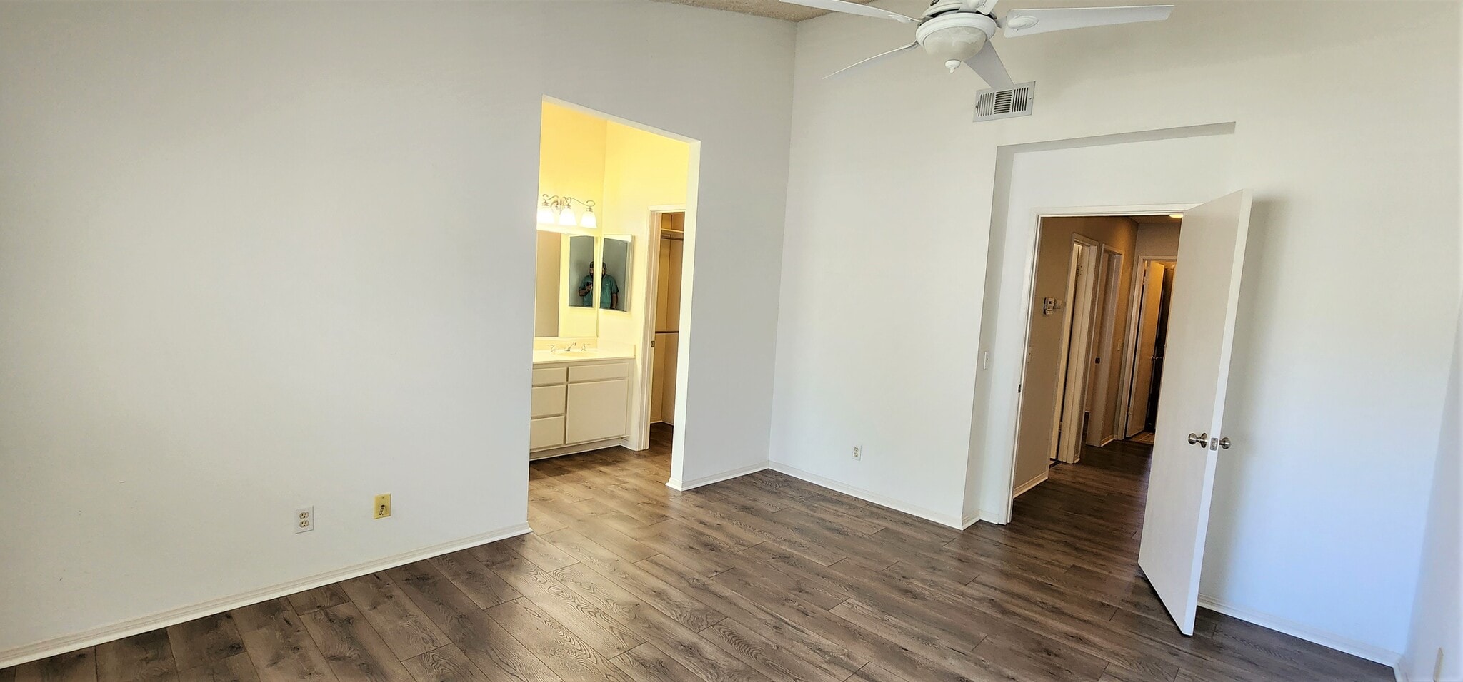 Building Photo - 3219 W Avenue J4