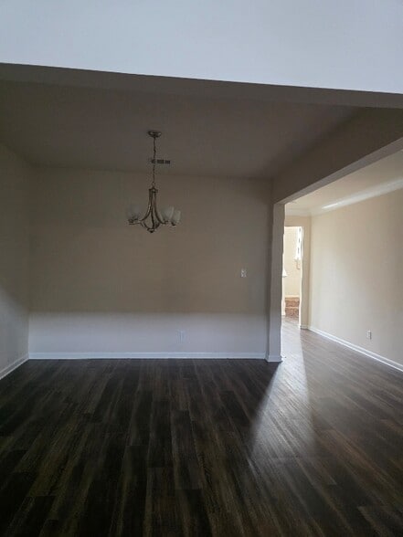 Building Photo - 1393 Shipyard Dr