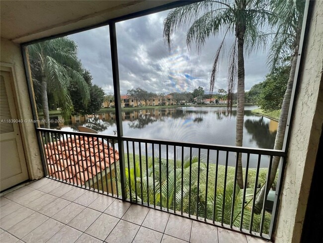 Building Photo - 3858 Coral Tree Cir