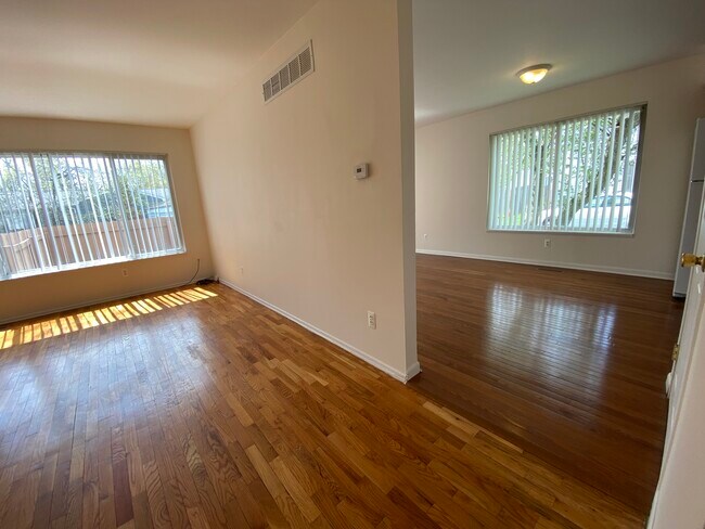 Living RM and Dinning RM from another angle - 1333 W Lake Lansing Rd