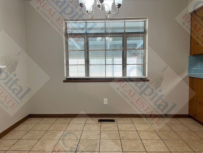 Building Photo - Spacious Home With Classic Charm