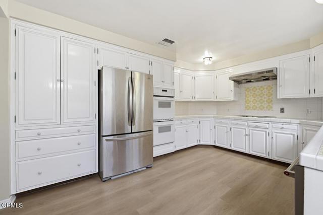 Building Photo - 568 Los Arboles Ln