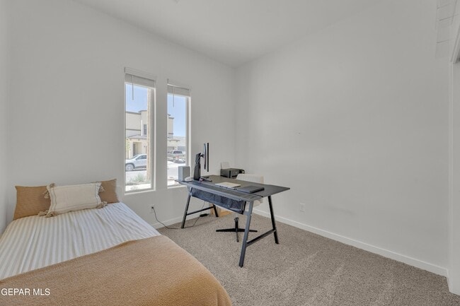 Building Photo - 7424 Rio Rimac Dr