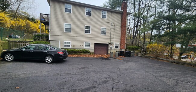 Primary Photo - 12 Greenlawn Rd