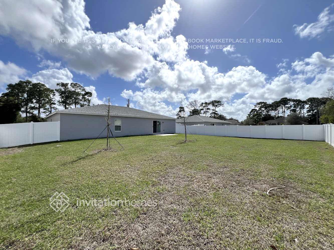 Building Photo - 1081 SW Macao Ave