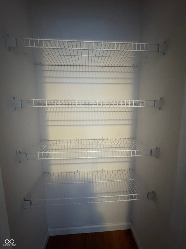 Building Photo - 7308 Wellwood Dr