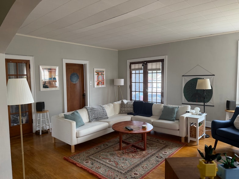 Living Room - 2472 Fairview Ave